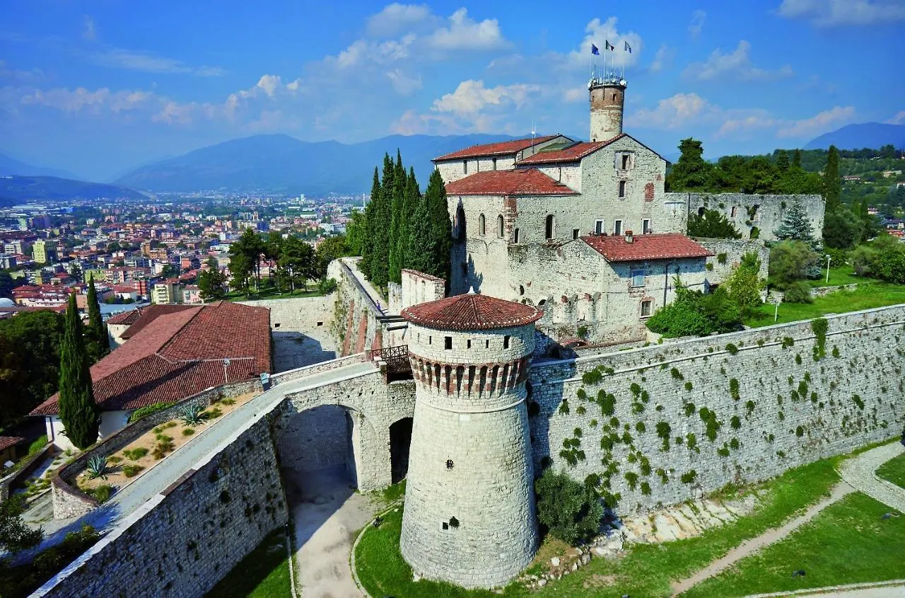 10' Da Brescia In Franciacorta Tra Lago & Vigneti Relax A 2 Passi Dalla Citta Apartment Castegnato